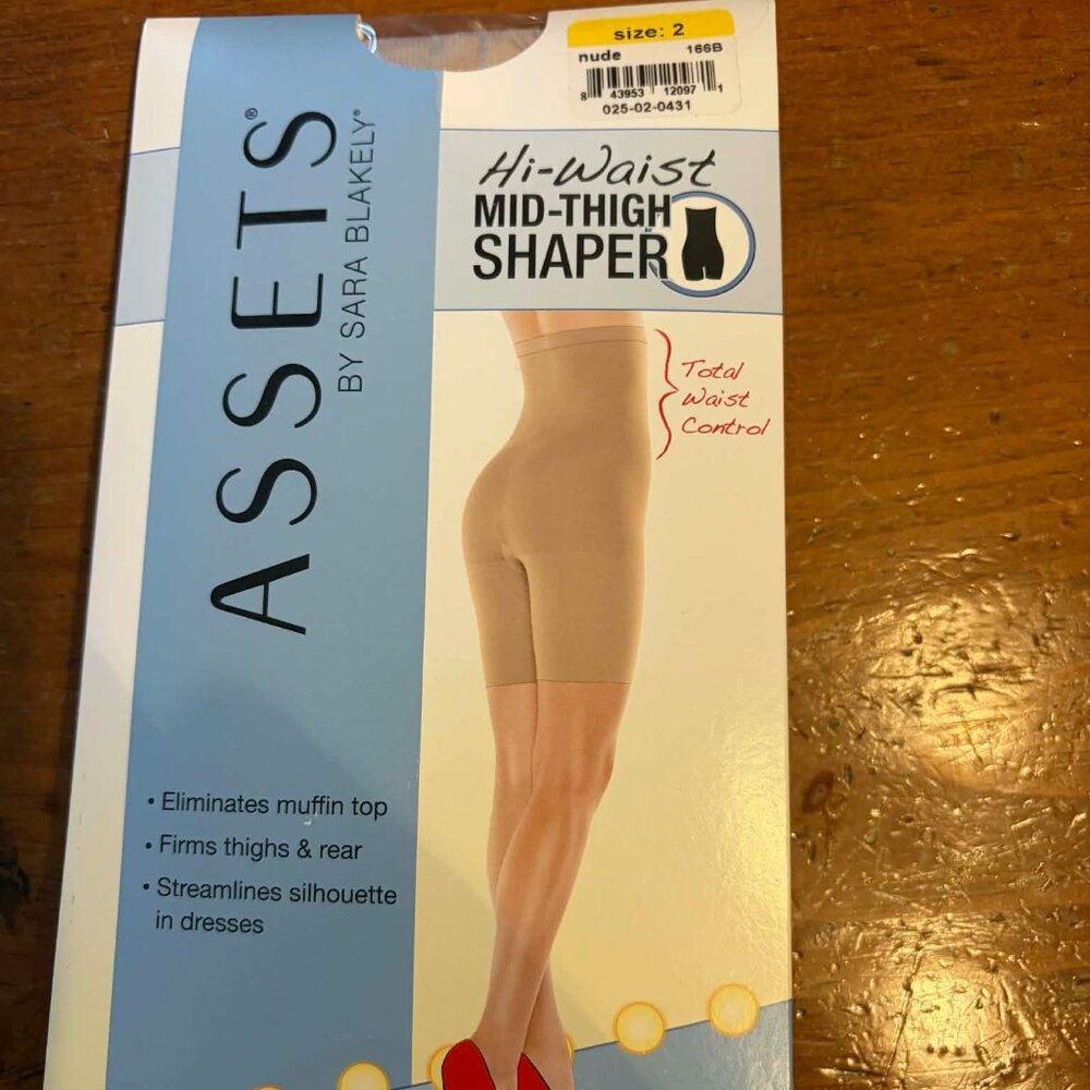 SSETS Sara Blakely SPANX High-Waist Mid-Thigh Shaper Size 2 Nude shapes waist